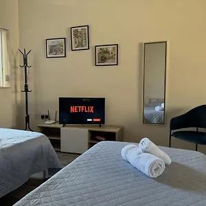  Apartamento Private One Bedroom Close To Airport In